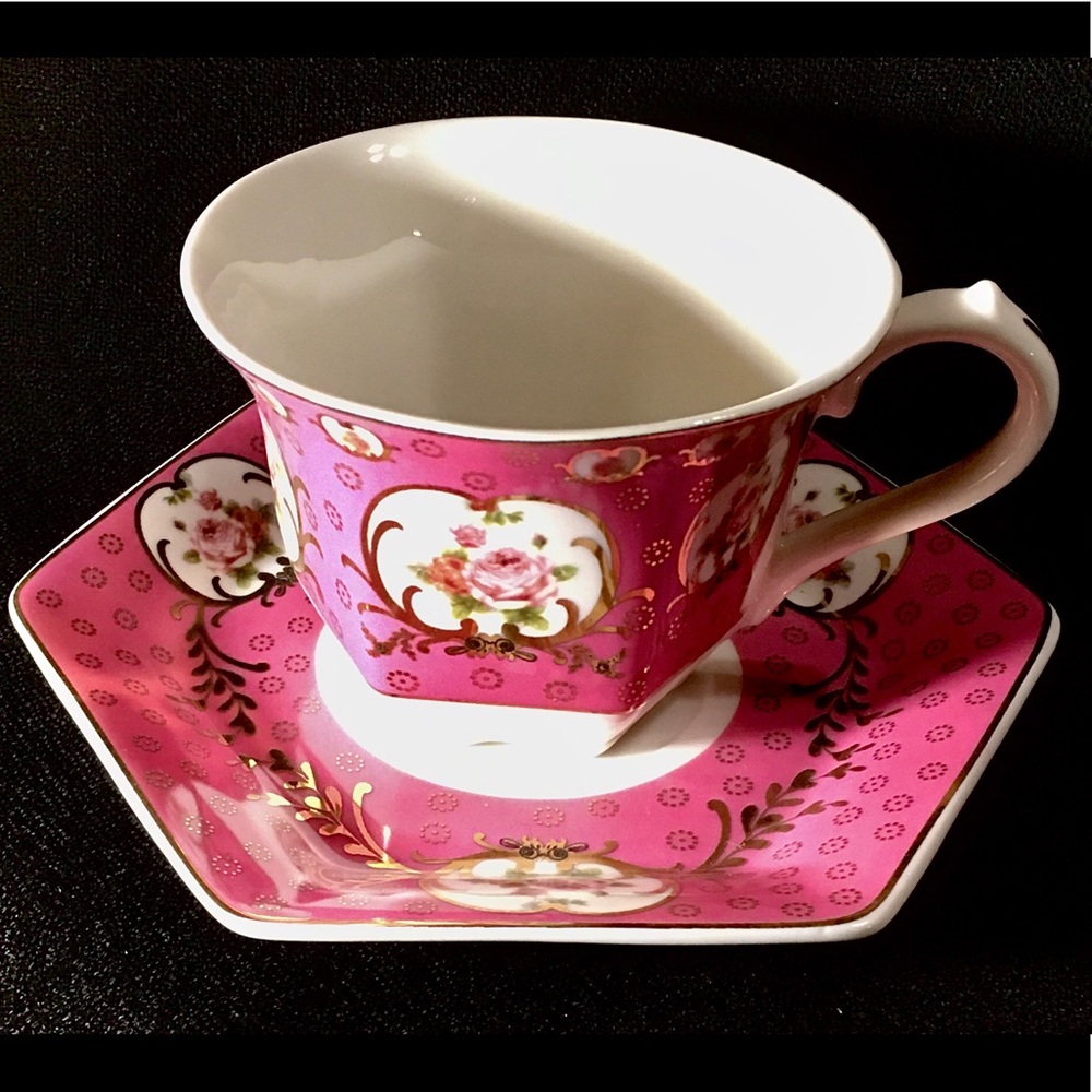 GRACE’S TEAWARE TEACUP/SAUCER Pink Rose Gold Trim